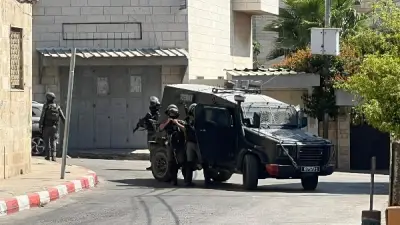 إصابة فلسطينيين بالاختناق بالغاز السام خلال اقتحام الاحتلال مخيم الدهيشة