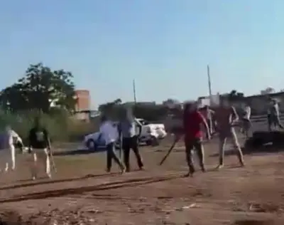 ضبط طرفي مشاجرة بسبب خلافات الجيرة استخدما العصي والحجارة في البحيرة