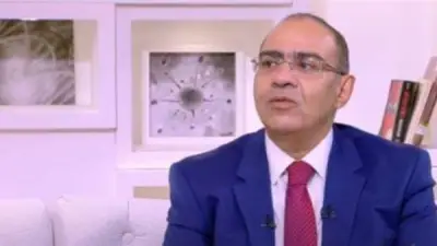 أستاذ صدرية: الفيروسات تستخدم كأسلحة بيولوجية وتطور كورونا معملي