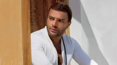 رامي صبري يحتفل بأبنائه ونجاح ألبوم القمر في حفل خاص