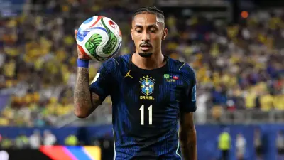 رافينيا يبعث رسالة أمل للبرازيل بعد إصابته في كأس العالم