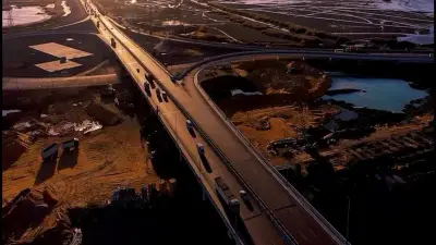 إنجازات الطرق والكباري بعد ثورة 30 يونيو: جسور تنمية ونقل أخضر
