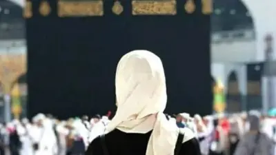 حكم سفر المرأة لأداء العمرة والحج بدون محرم.. الإفتاء توضح