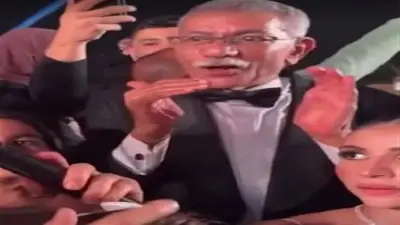 زغروطة سيد رجب في زفاف نجله تخطف الأنظار.. طاير من الفرحة