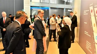 رئيس وزراء صربيا يزور المتحف المصري الكبير ويشيد بمقتنياته