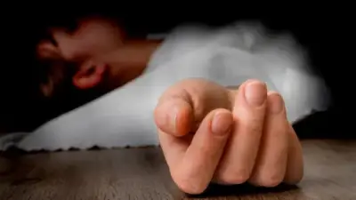 طمعًا في معاشها.. ابن يخفي جثمان والدته بصبة خرسانية في الإسكندرية