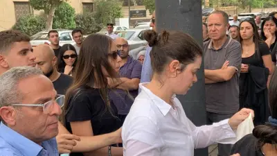 بعد وصية محمد مرزبان.. نجوم ارتدوا الأبيض في الجنازات والعزاءات