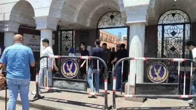 نقل طالبة إلى المستشفى بهبوط حاد بعد امتحان العربي بالثانوية في بورسعيد