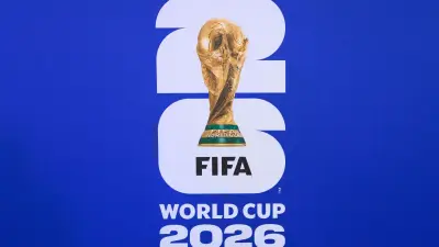 أنقاض ومعدات بناء في ملعب تويوتا تصدم منتخب السويد قبل مباراة اليابان