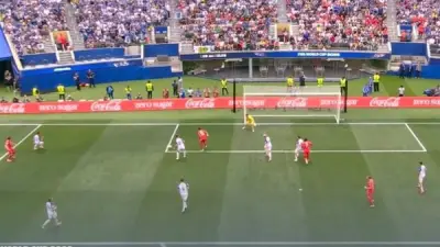 كأس العالم 2026: شوط أول سلبي بين سويسرا والبوسنة والهرسك
