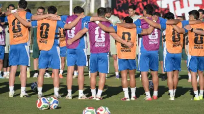 سكان تيخوانا يستقبلون منتخب إيران بحفاوة قبل دخول أمريكا لكأس العالم