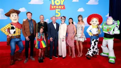 تايلور سويفت تشعل العرض الأول لـ Toy Story 5 وتوقعات بأوسكار