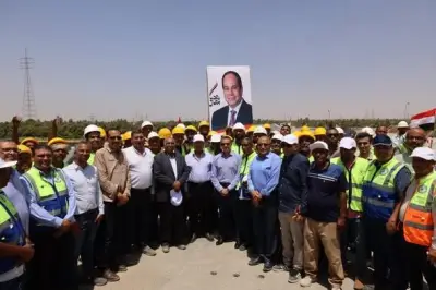 وزير النقل يوجه بمكافأة المهندسين والعاملين بمحور دراو