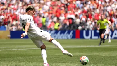 تريفور نوح منبهر بهدف إمام عاشور الصاروخي في مرمى بلجيكا
