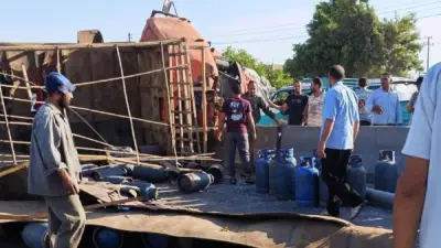 انقلاب سيارة غاز على الطريق الزراعي بالقليوبية يعطل الحركة المرورية