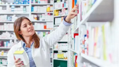 قرار عاجل بسحب 5 أدوية شهيرة بالأسواق رسميًا.. بينها علاج للعين والبروستاتا