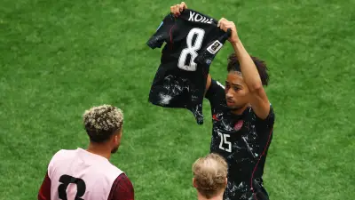 بالفيديو.. لقطة سينمائية من لاعب كندا بعد إصابة زميله الخطيرة