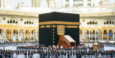 غسل الكعبة المشرفة: مشهد مهيب ينتظره الملايين اليوم