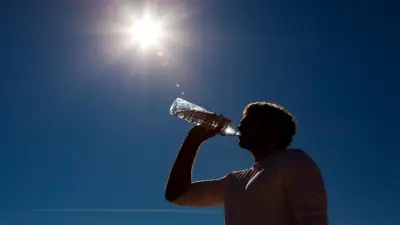 هل تنكسر الموجة الحارة في المساء؟.. الأرصاد تكشف مفاجأة في طقس الساعات المقبلة