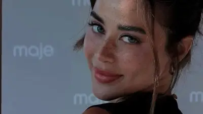 يارا السكرى تتألق بفستان جريء وتثير الجدل على إنستجرام