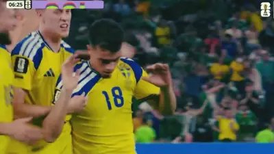 ياسين العياري يهز شباك تونس بهدف صاروخي ويمنح السويد التقدم في كأس العالم