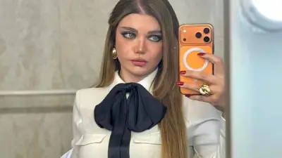 ياسمين الخطيب تتألق بإطلالة كلاسيكية جديدة وتشارك جمهورها رسالة عاطفية