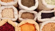 10 أنواع من البقوليات تقوي العظام.. أبرزها فول الصويا والحمص