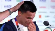 دموع نجم باراجواي بعد العودة لكأس العالم بعد غياب 16 عامًا