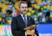 أوجستي بوش يعلن قائمة منتخب السلة لتصفيات كأس العالم 2027