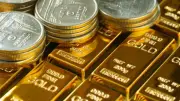 الذهب يعاود الصعود وعيار 21 يسجل 6130 جنيها والأونصة فوق 4100 دولار