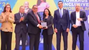 2500 باحث عن عمل في ملتقى 
