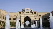 الجامعة الأمريكية بالقاهرة تعلن عن 42 وظيفة شاغرة لأعضاء هيئة التدريس