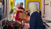 الهلال الأحمر يستقبل الدفعة 47 من المصابين الفلسطينيين بمعبر رفح