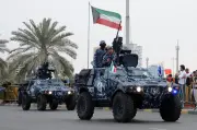 الجيش الكويتي يتعامل مع 7 صواريخ باليستية ويكشف عن أضرار مادية من العدوان الإيراني