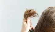 كيف تتخلصين من كابوس تقصف الشعر؟ إليك 9 نصائح من ذهب