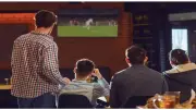 سؤال بسيط أثناء كأس العالم قد ينقذ حياة صديقك.. وطبيبة تكشف حقائق مهمة