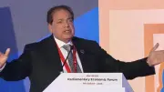 أبو العينين: السياحة المصرية بخير ونقترب من حلم 30 مليون سائح سنويا