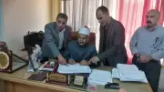 تسليم نتائج الشهادتين الابتدائية والإعدادية بالأزهر بالإسماعيلية