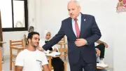 رئيس جامعة قناة السويس يتفقد لجان امتحانات كلية الألسن ويؤكد على الانضباط