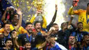 ديوك تعشق القمة والسقوط.. حكاية فرنسا مع كأس العالم