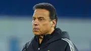 شوبير يكشف مصير حسام البدري مع أهلي طرابلس ونهائي الكأس الحاسم