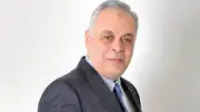 أشرف زكي يتوسط لحل أزمة مسرحية بجامعة العاصمة والطلاب يقدمون الاعتذار
