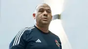 رحيل وليد صلاح الدين عن الأهلي وفان بوميل مرشح لتدريب الفريق