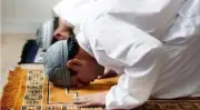 دار الإفتاء: قضاء الصلوات الفائتة واجب مهما طالت المدة