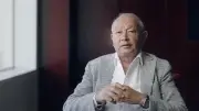 ساويرس يشيد بوزارة الداخلية بعد القبض على سارق بائع الجرائد المسن عم شعبان