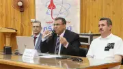 مدير تعليم الوادي الجديد يمنع الهواتف ويشدد على التصدي للغش في الإعدادية
