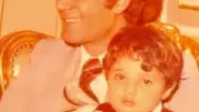 عمرو محمود ياسين يحيي ذكرى ميلاد والده ويؤكد حضوره لا يغيب