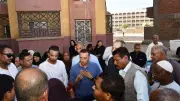 محافظ أسوان يوجه بتسوية متأخرات الوحدات السكنية بمنطقة الصحابى وتيسيرات للمستأجرين