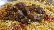 تفسير حلم أكل الأرز واللحمة وعلاقته بشراء منزل جديد