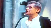 نقاد: محمود عبد العزيز ممثل استثنائي أعاد تعريف البطل في السينما المصرية